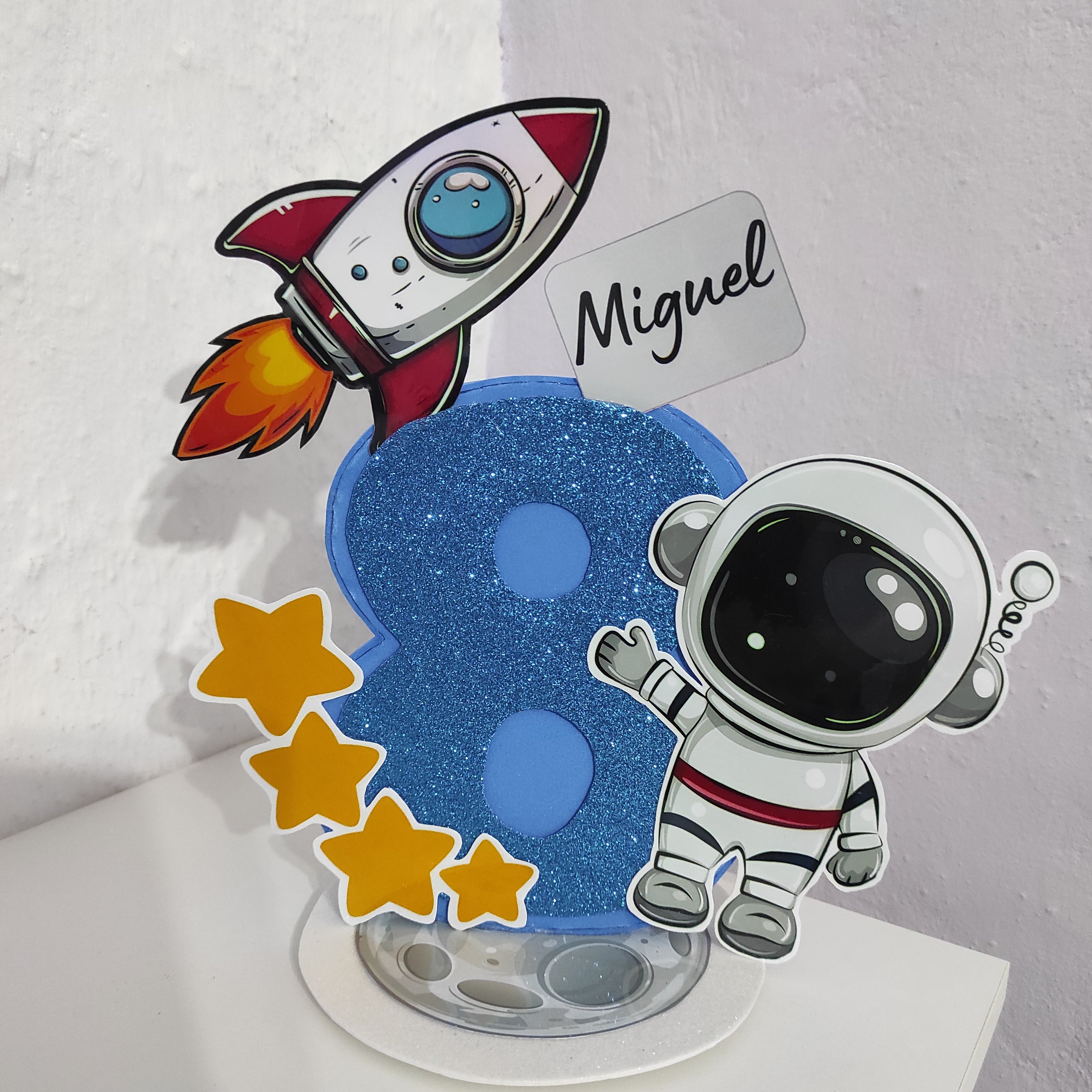 Centro de Mesa Astronauta Personalizado em EVA com Número | Fazem