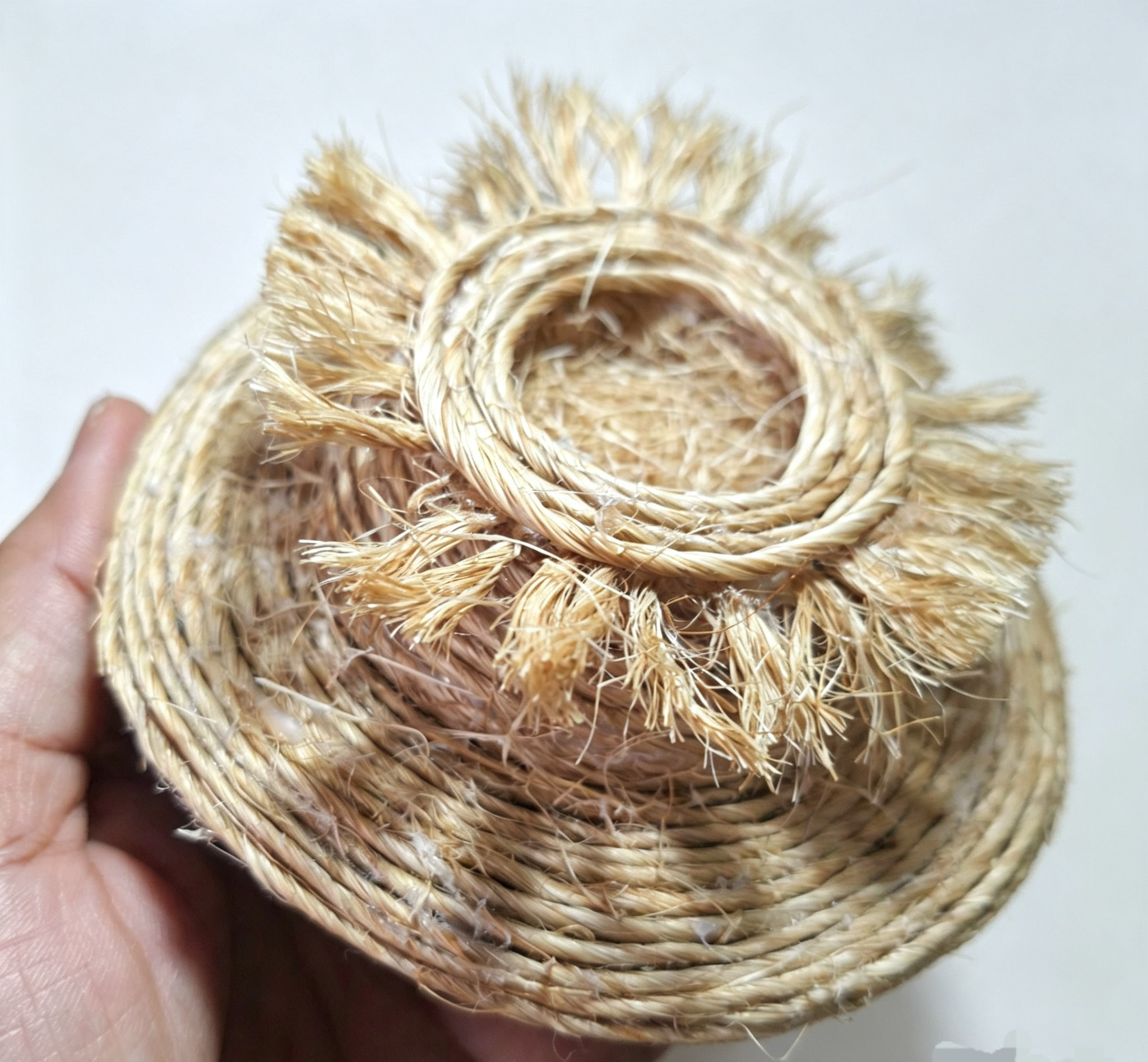 Porta Alianças Minimalista Ninho de Sisal Rústico