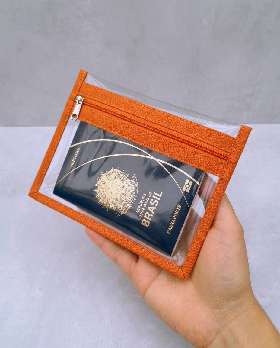 Kit 5 nécessaires plásticas CORES ALEATÓRIAS/Porta passaporte.