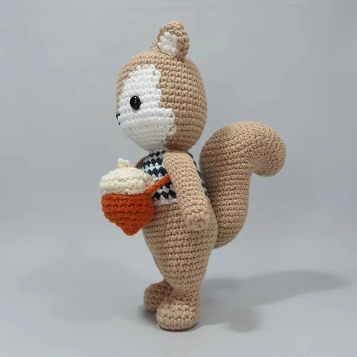 Esquilo Crochê Amigurumi