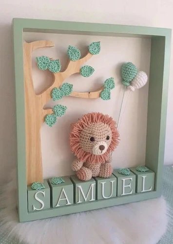 Porta de Maternidade Leão Crochê Amigurumi
