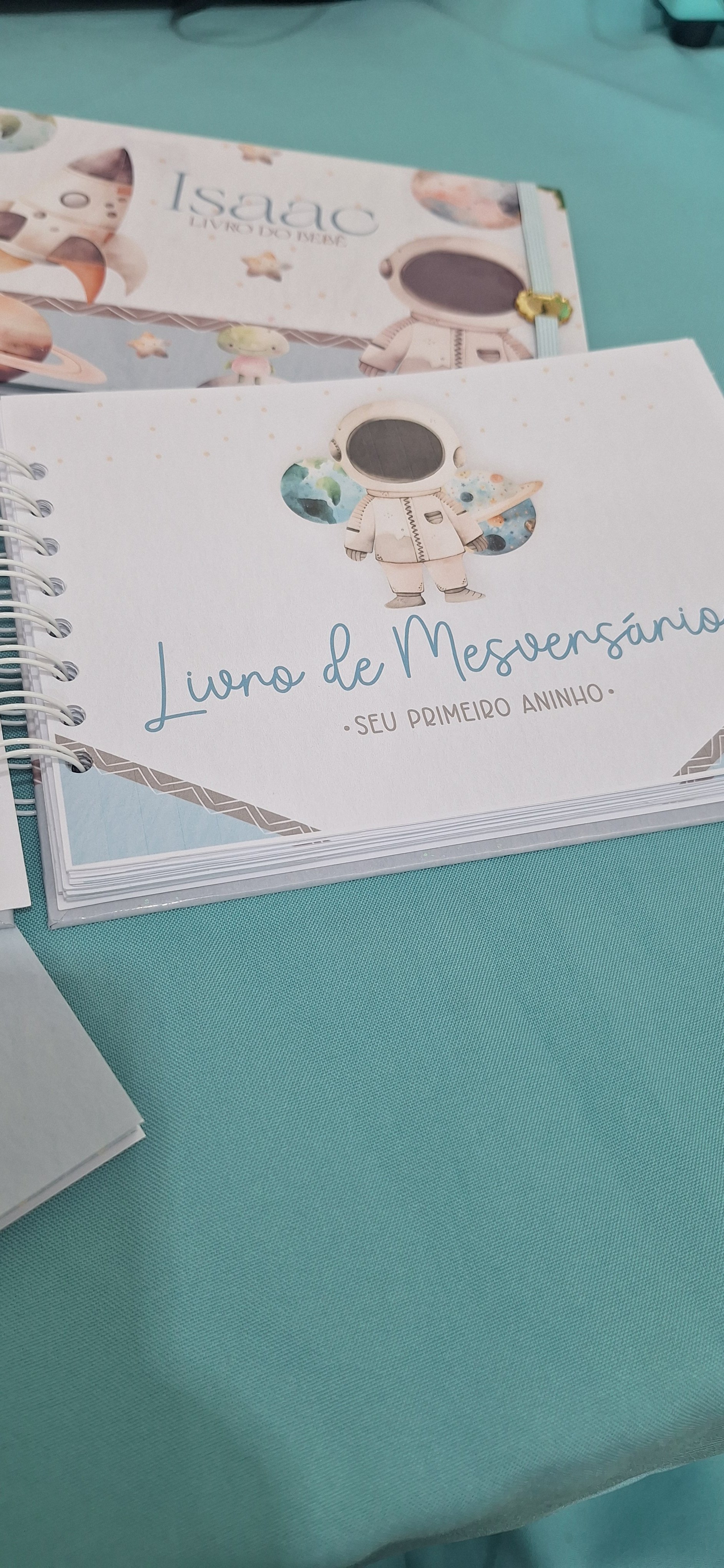 Kit maternidade Astronauta livro do bebê,  mêsversário, caderneta