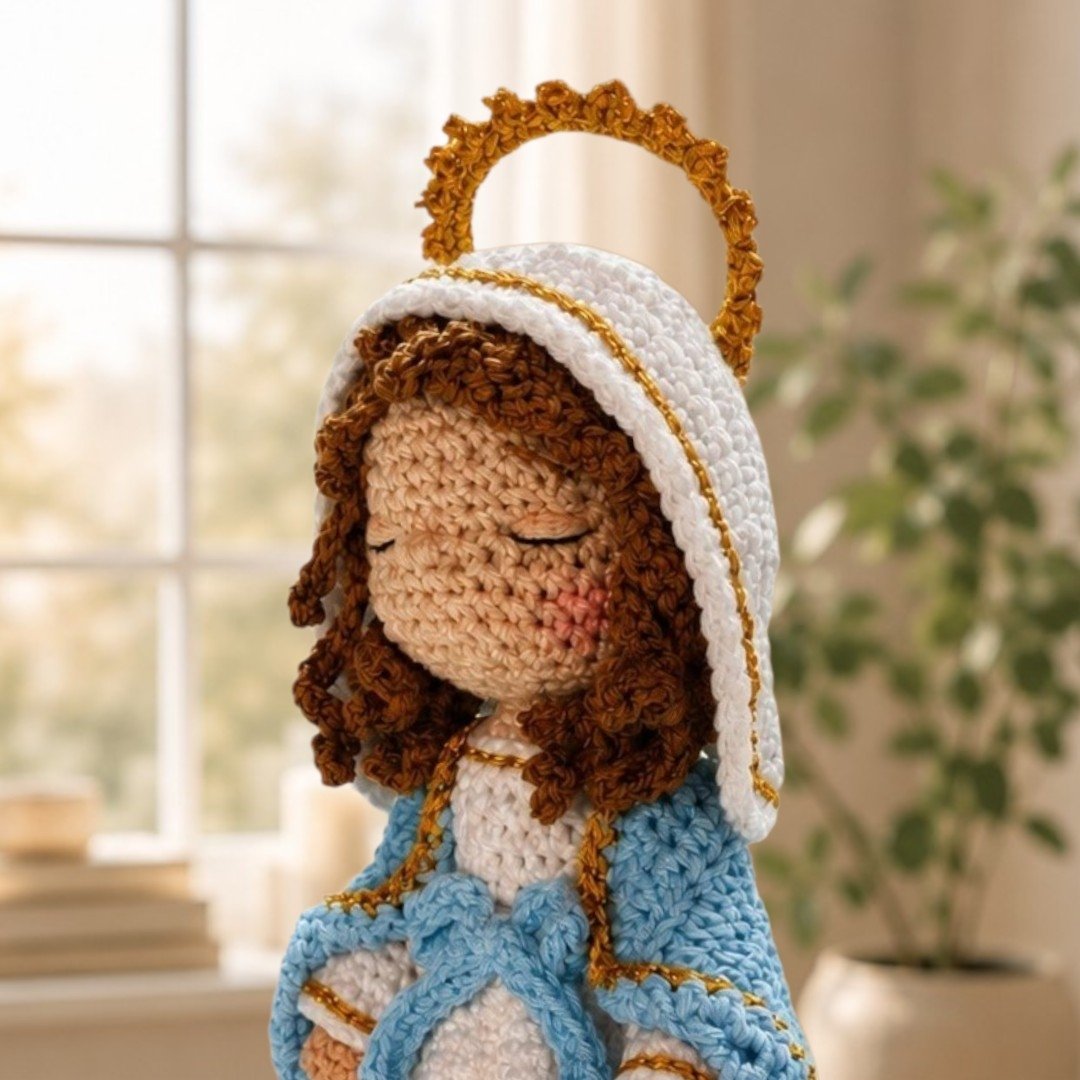 Nossa Senhora das Graças em Amigurumi