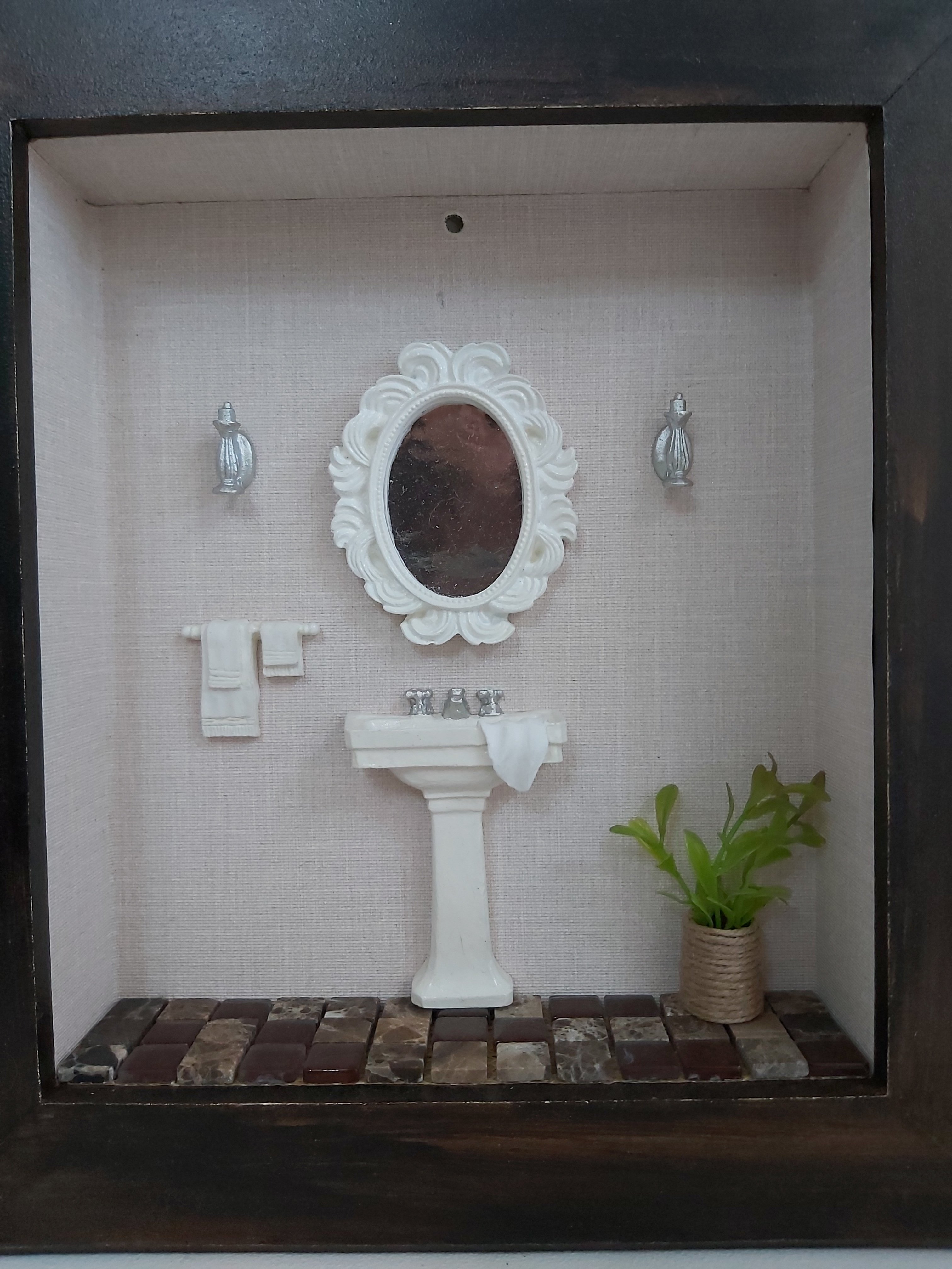 Quadro Cenário Miniatura Banheiro Lavabo Diorama Branco