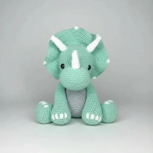 Dinossauro - Triceratops Crochê Amigurumi