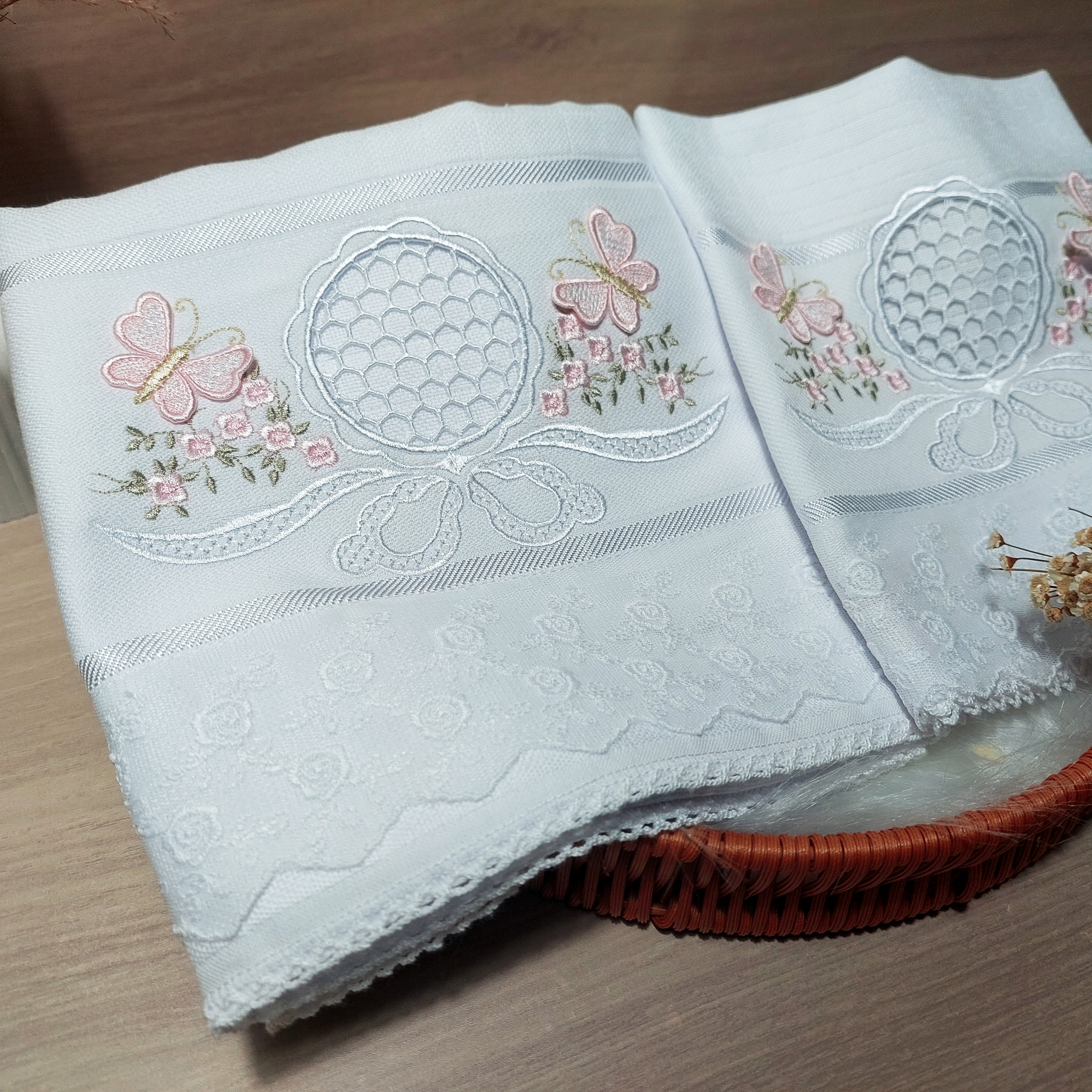 Kit Fralda personalizado floral richelieu rosa bebê