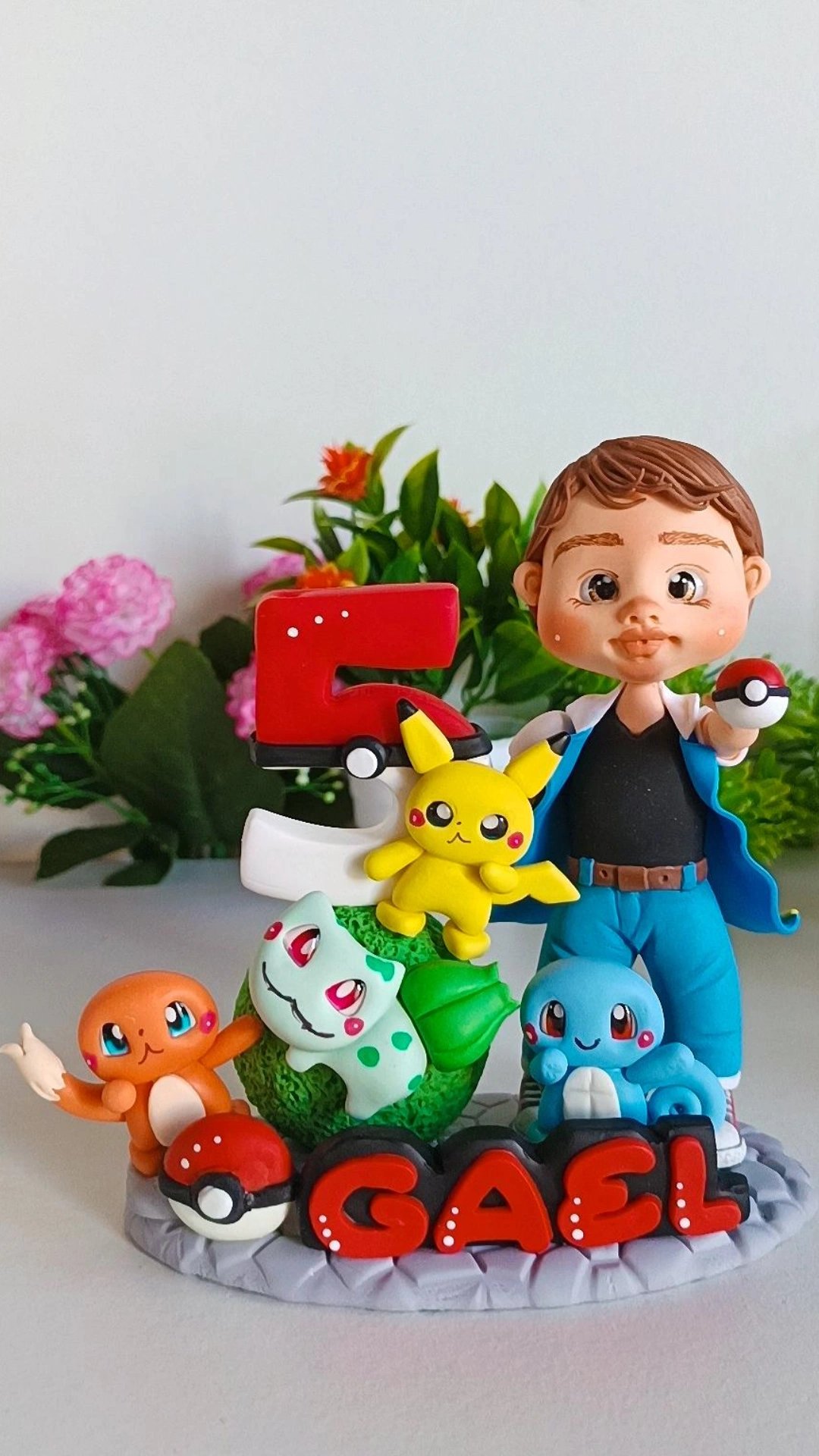Topo de bolo em biscuit Pokémon