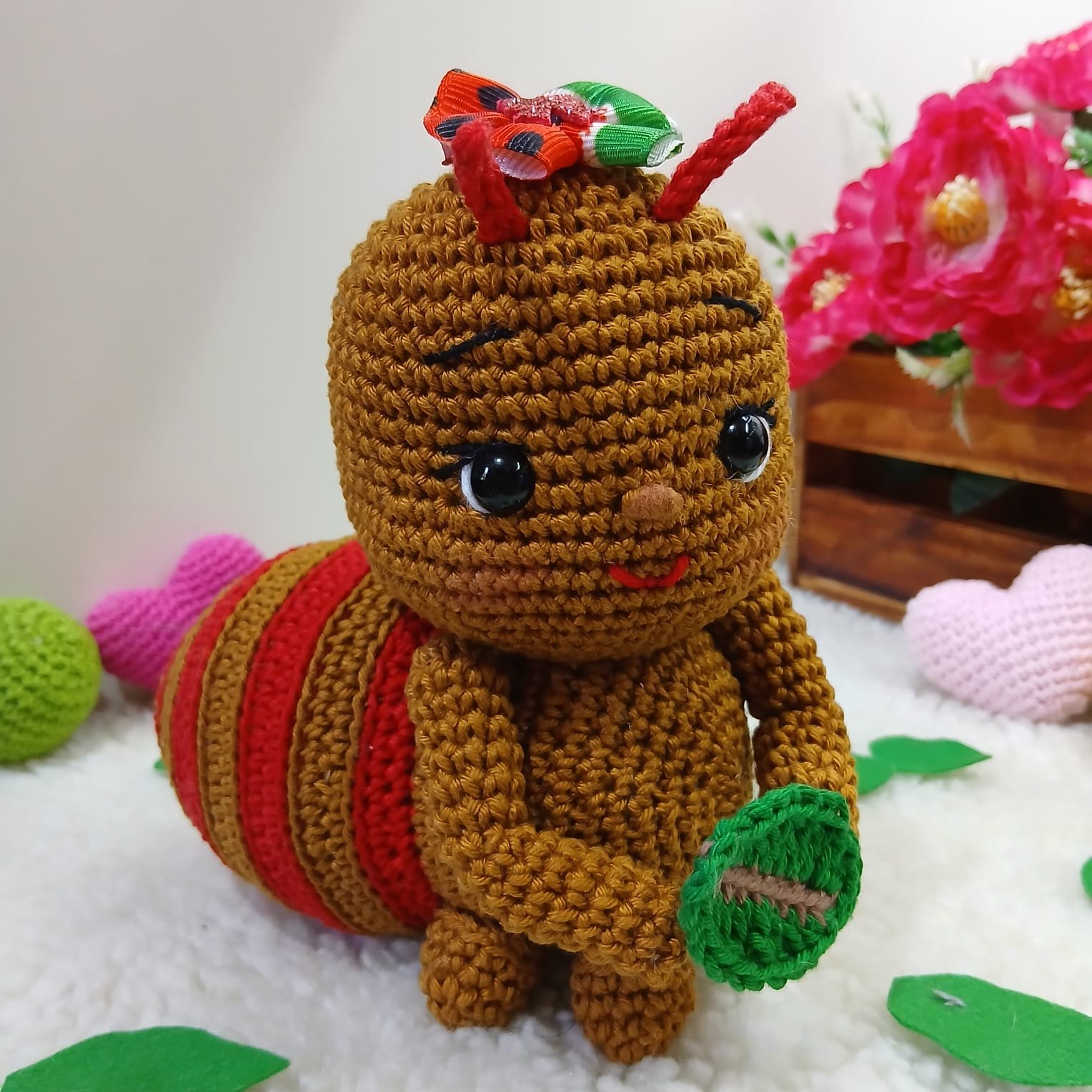 Formiguinha Gigi Amigurumi  15 cm - Pronta Entrega