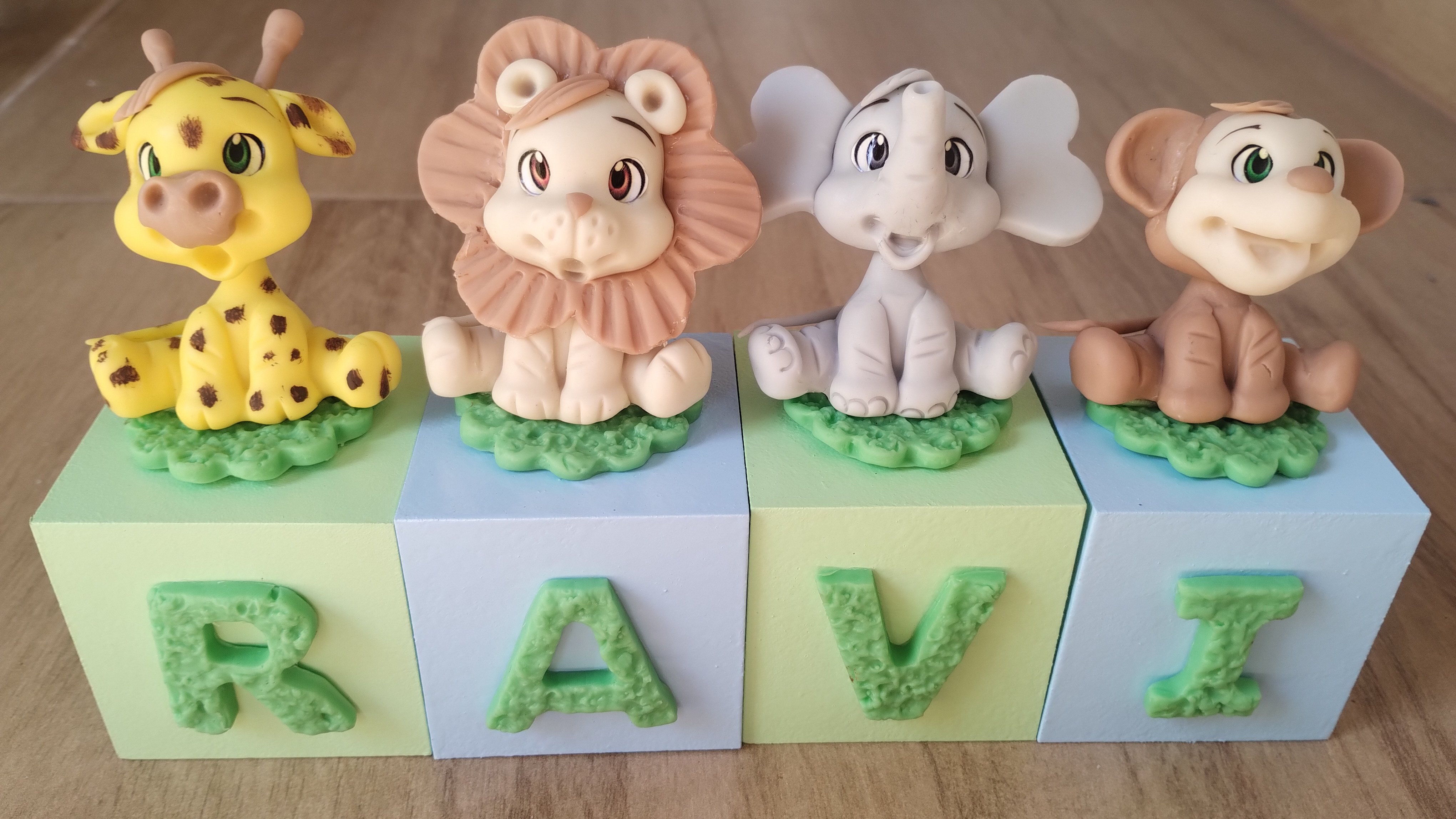 Cubo Decorativo Personalizado Safari em Biscuit