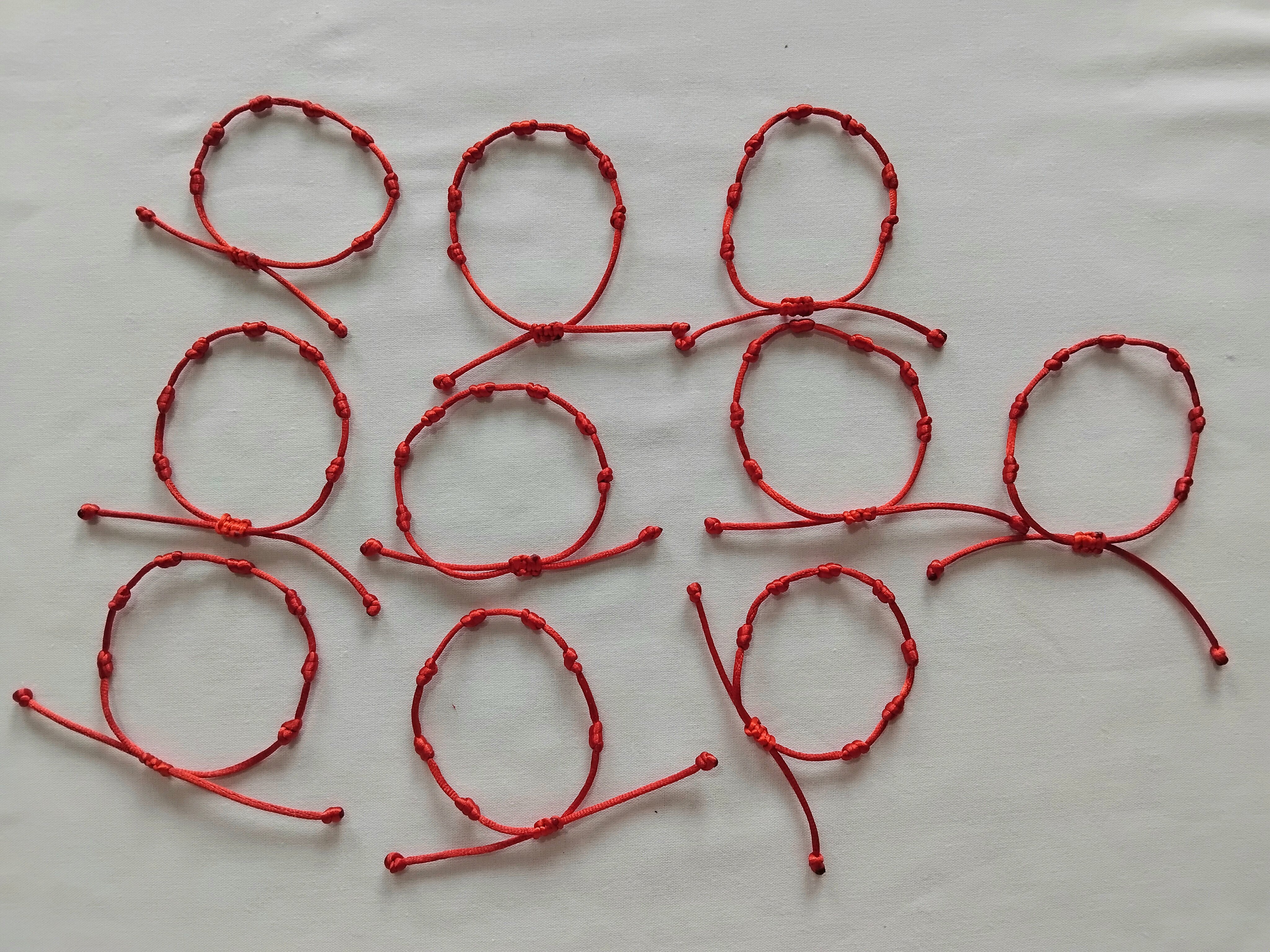Kit com 10 Pulseira Vermelha 7 Nós Kabbalah de Proteção - Ajustáv