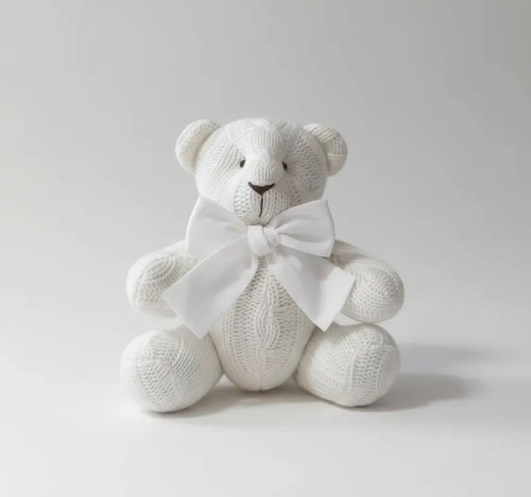 Urso P em tricot