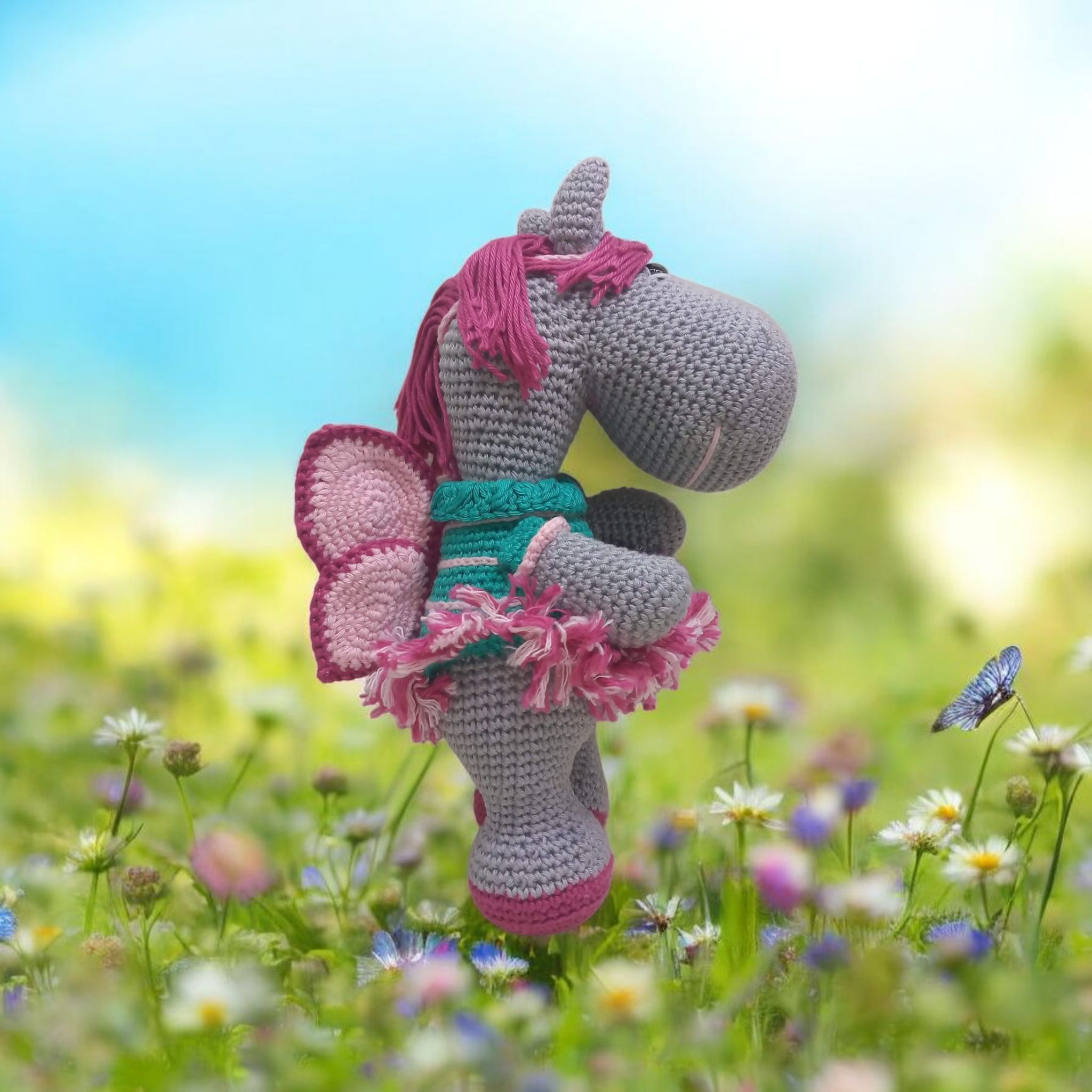 Bubsleta a Potra Borboleta de Crochê Amigurumi - Pronta Entrega