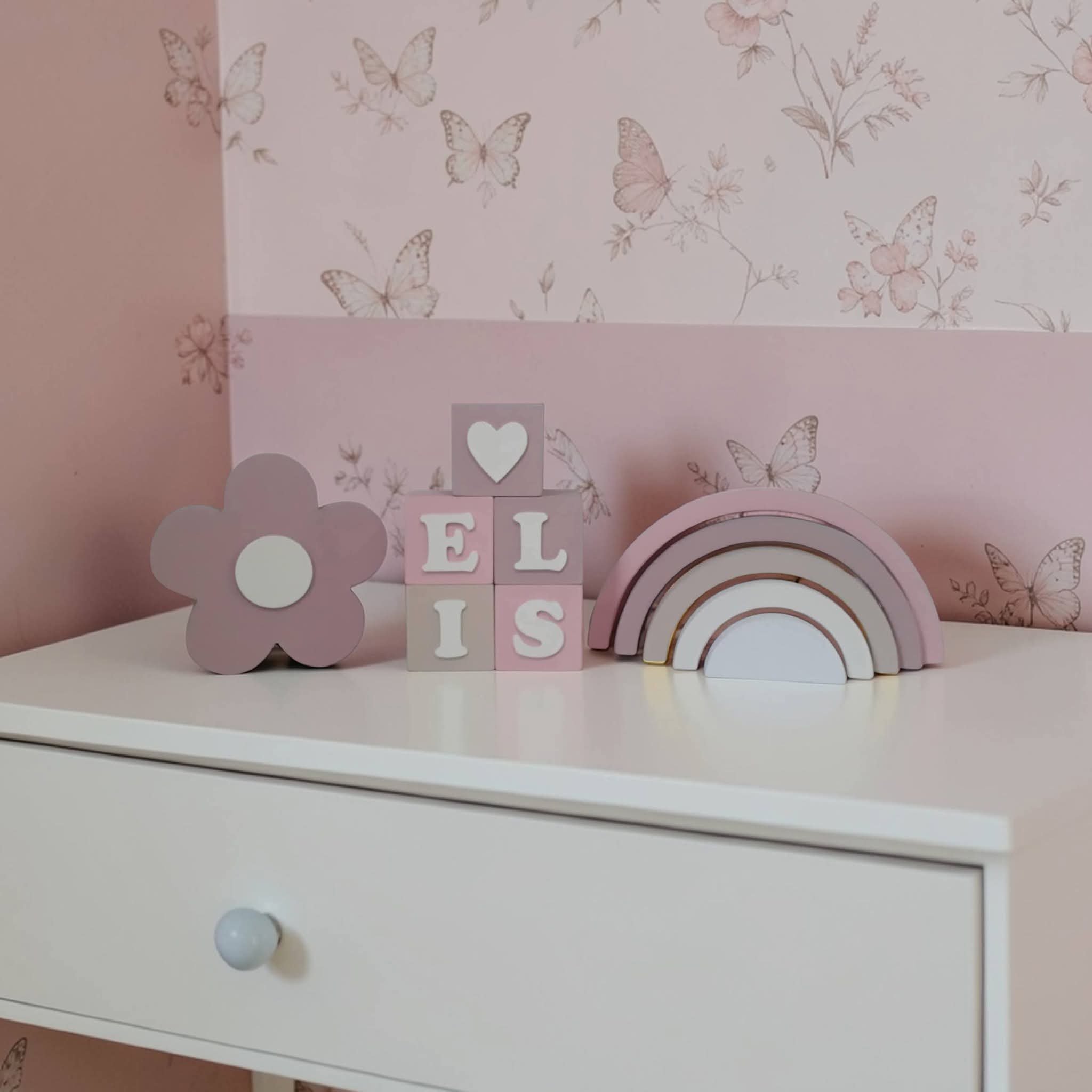 Kit decorativo arco iris + flor + cubos de mdf decoração infantil