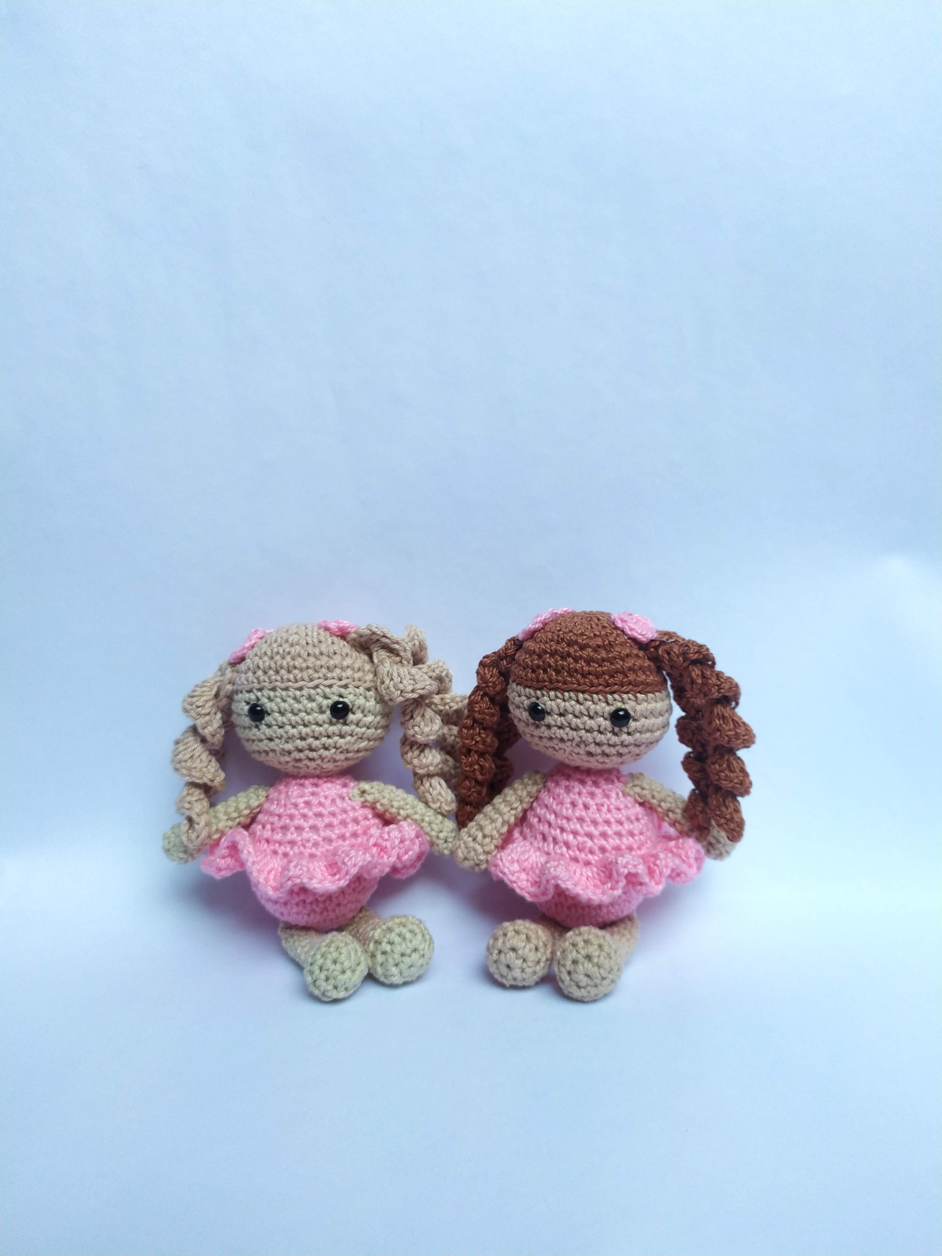 Bonequinha amigurumi