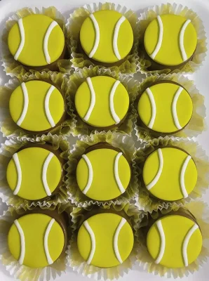 Mini pão de mel, bola  tênis