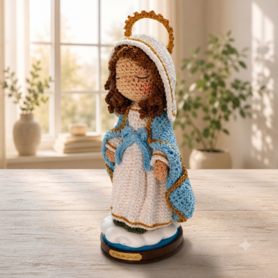 Nossa Senhora das Graças em Amigurumi