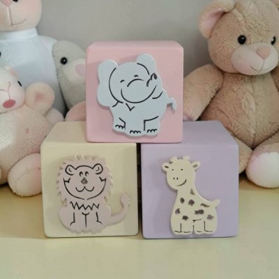 Kit decorativo 3 cubos 6x6 de mdf tema safari decoração de festa e quarto infantil enfeite de bebê mdf