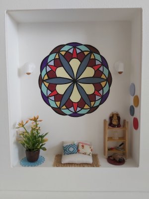 Quadro Cenário Miniatura Móveis Sala com Mandala Diorama