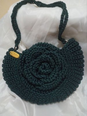 Bolsa Max Flor de crochê