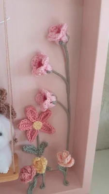 Porta de Maternidade Crochê Amigurumi Menina