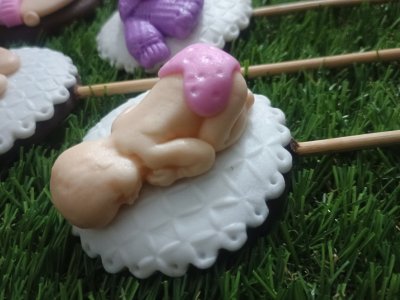 Pirulito de chocolate personalizado saída maternidade