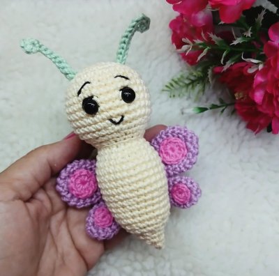 🦋 Borboleta Margarida em Amigurumi Pronta Entrega!