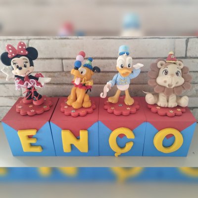 Cubo Decorativo Personalizado Circo Mickey em Biscuit Quarto bebê Decoração)