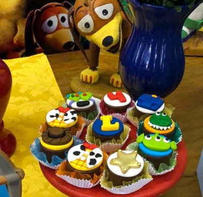 Mini pão de mel Toy Story