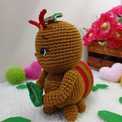 Formiguinha Gigi Amigurumi  15 cm - Pronta Entrega