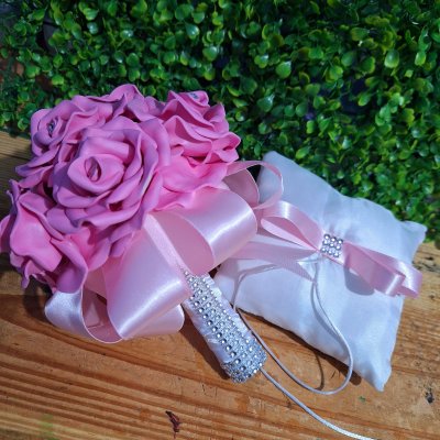 Buquê de Noiva para Casamento Civil + Almofadinhas para Aliança