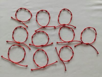 Kit com 10 Pulseira Vermelha 7 Nós Kabbalah de Proteção - Ajustáv