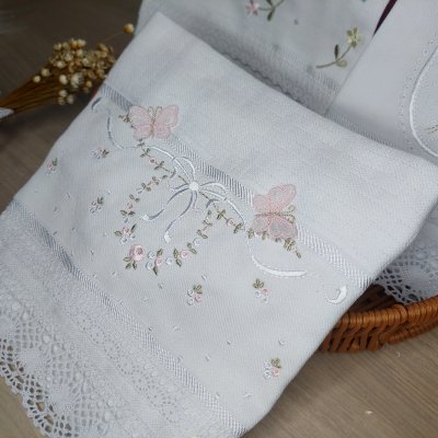 Kit Fraldas de boca floral florzinhas delicadas borboleta 3D