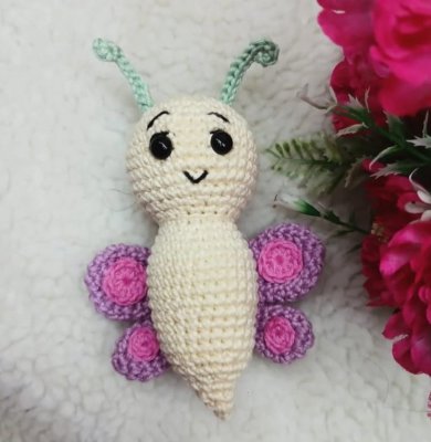 🦋 Borboleta Margarida em Amigurumi Pronta Entrega!
