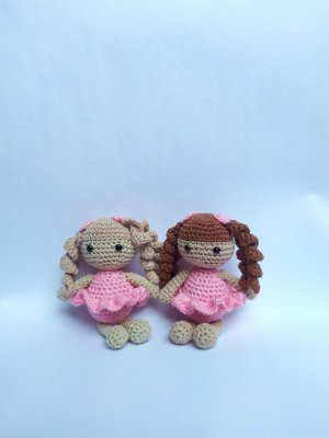 Bonequinha amigurumi