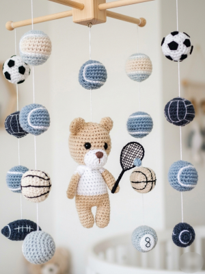 Mobile Ursinho Esportista Crochê Amigurumi