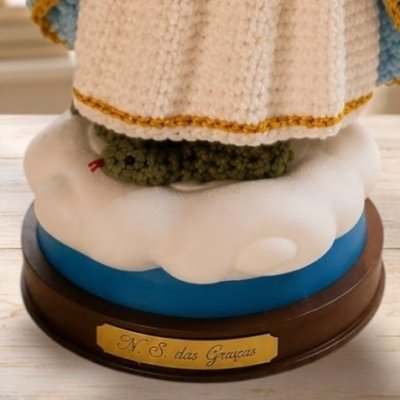 Nossa Senhora das Graças em Amigurumi