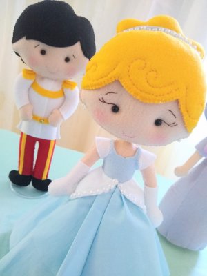 Kit Cinderela em Feltro – Trio de Personagens (Cinderela, Príncip