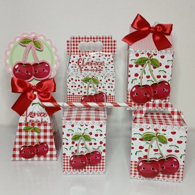 Kit Caixinhas Pegue e Monte  Personalizadas Cerejinha