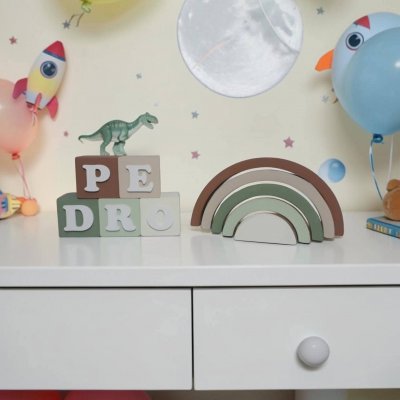 Kit decorativo arco iris + cubos de mdf nomes infantis decoração de festa e quarto infantil enfeite de bebê mdf